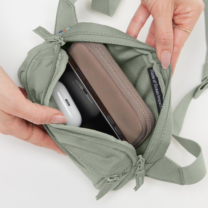 GOTBAG. Sling Bag small bass